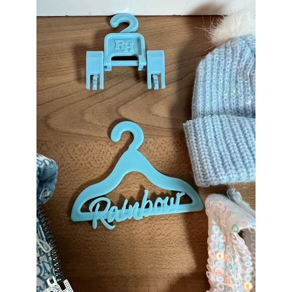 Skyler Bradshaw Winter Break Rainbow High Doll Outfit Blue Snowboard Coat Boots - Picture 10 of 11